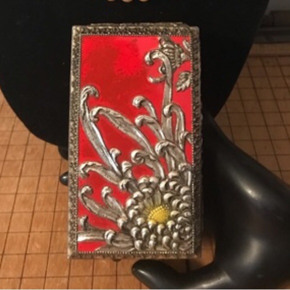 Vibrant Enameled Floral Scroll Metal Jewelry Box Midcentury Japan 4.25”Lx3”W EVC - Picture 9 of 10